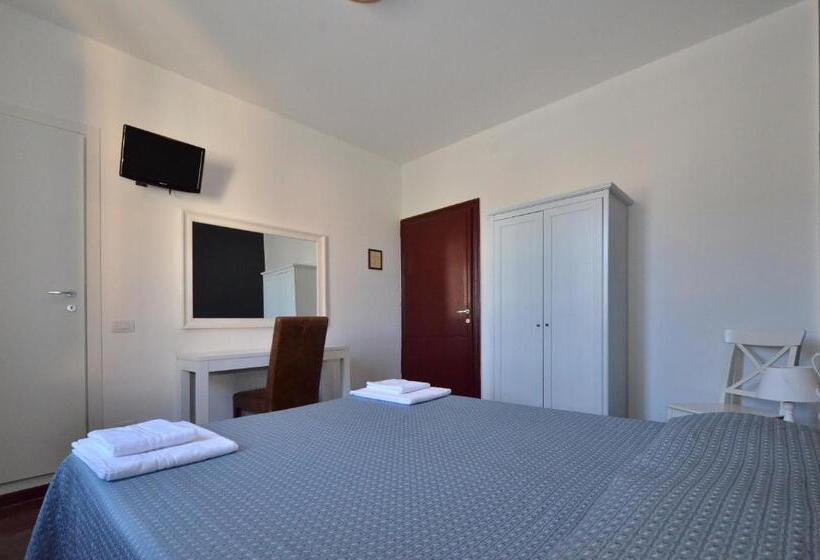 스탠다드 룸, Albergo Della Torre
