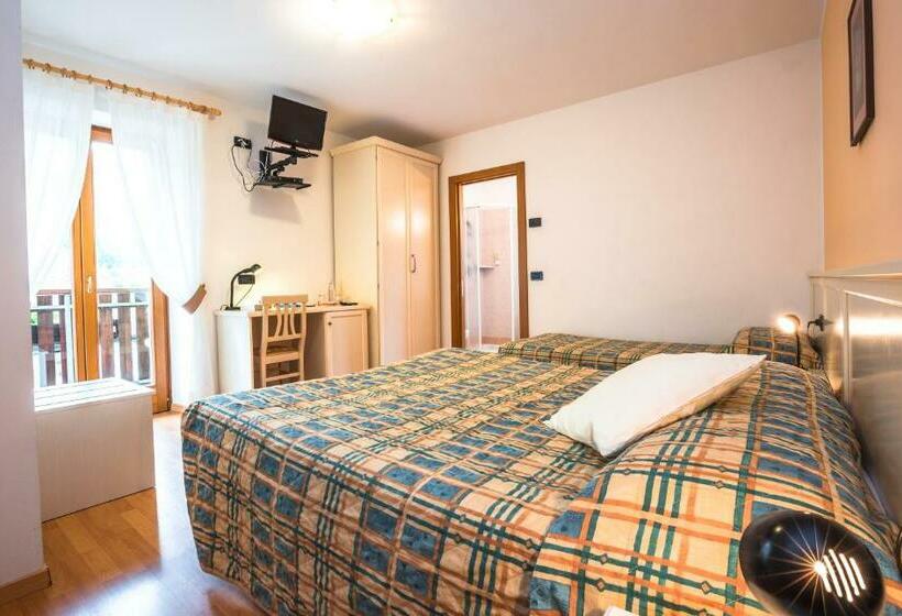 스탠다드 트리플 룸, Albergo Maggiorina