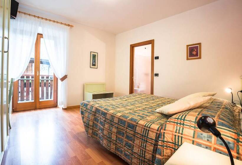 Номер Стандарт Индивидуальный, Albergo Maggiorina