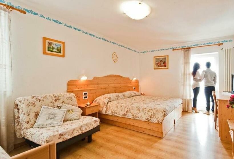 스탠다드 트리플 룸, Albergo San Rocco