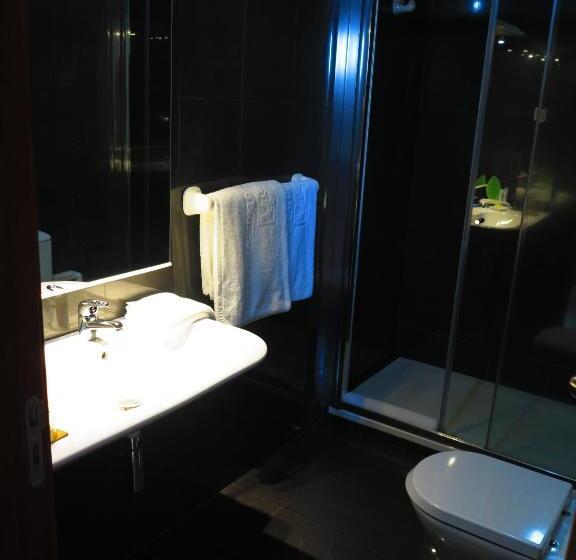 Номер Deluxe, Castelo Branco