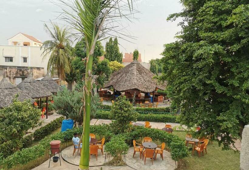 سوئیت با بالکن, Le Baobab