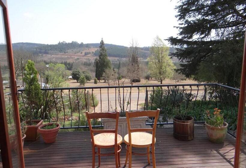 Номер Deluxe с Балконом, Art Gallery Guest House