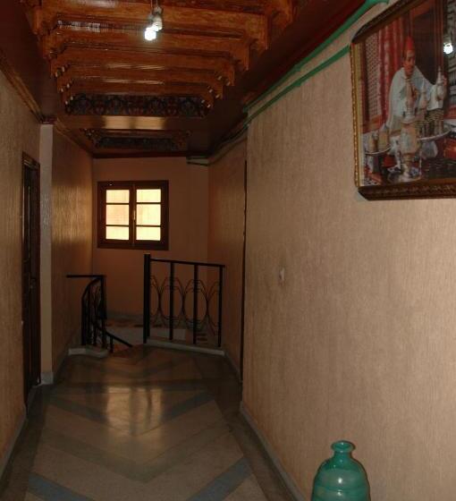 اتاق استاندارد چهار تخته, Bab Al Madina
