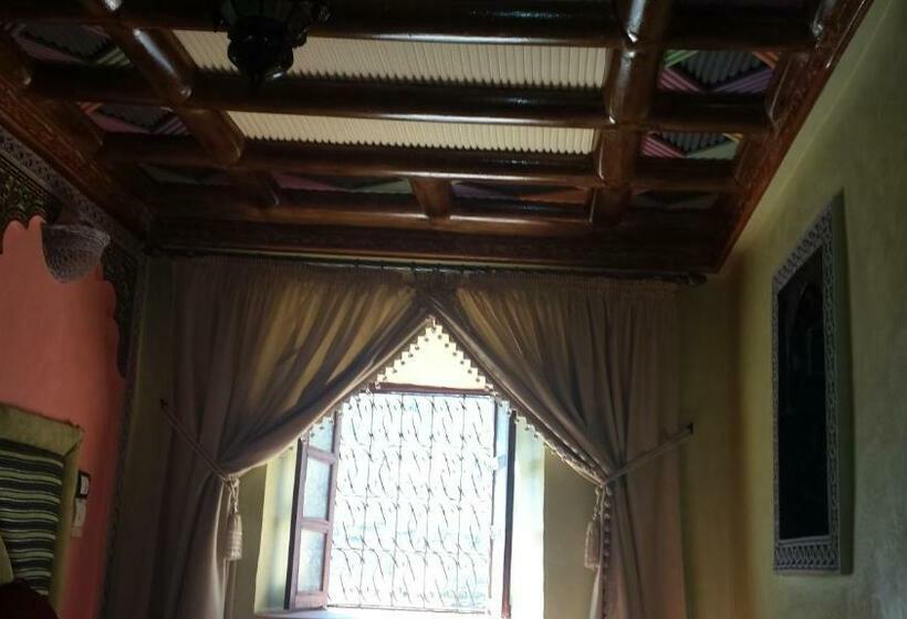 Номер Стандарт Вид на Горы, Gîte Atlas Mazik