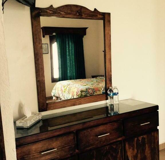 غرفة قياسية, Mariazel