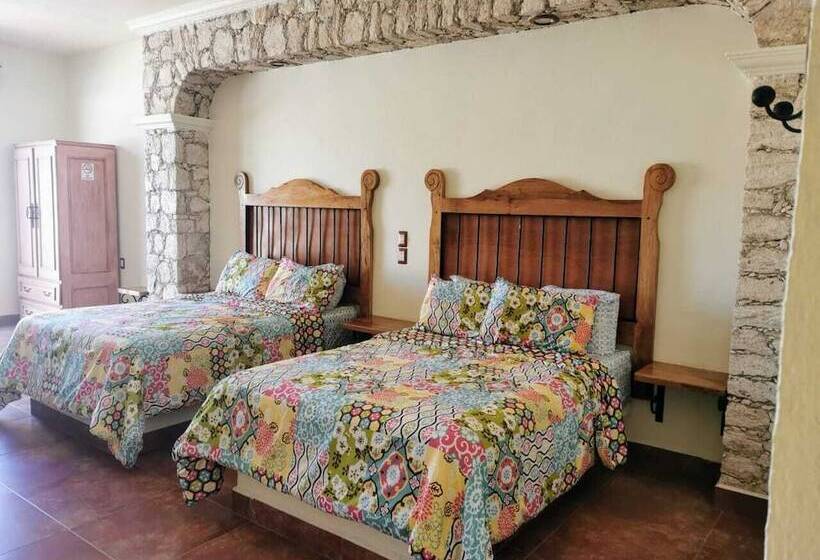 غرفة عائلية, Mariazel