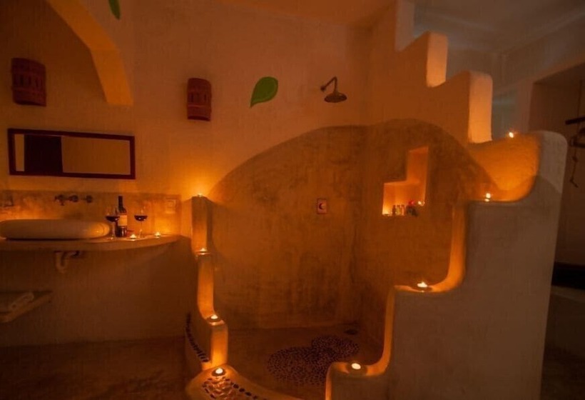 استودیوی استاندارد, Villa Los Mangles Boutique