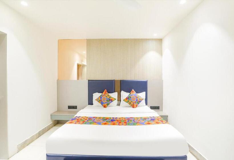 Номер Deluxe, Shirdi Park Inn