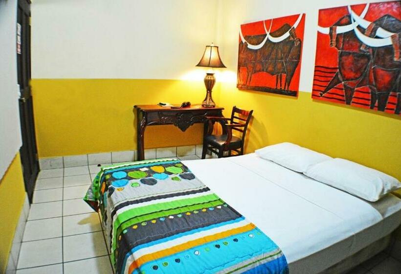 Habitación Estándar Individual, Los Balcones De Chinandega