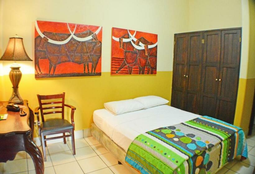 Habitación Estándar Individual, Los Balcones De Chinandega