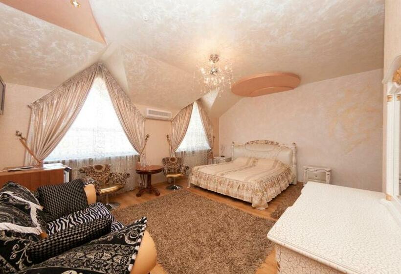 اتاق سوپریور, Strelets