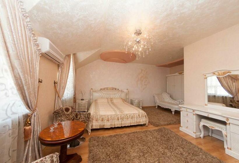 اتاق سوپریور, Strelets