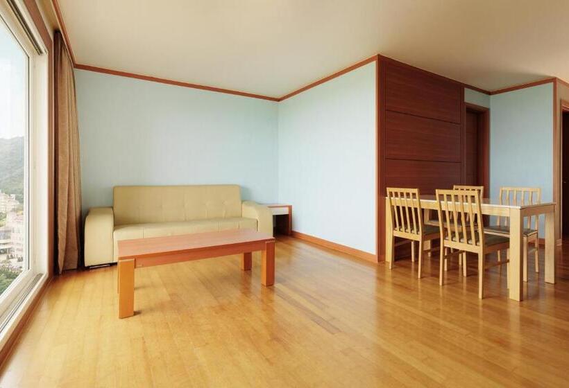Вилла с 1 спальней и бассейном, Gyeongju Mauna Ocean Resort