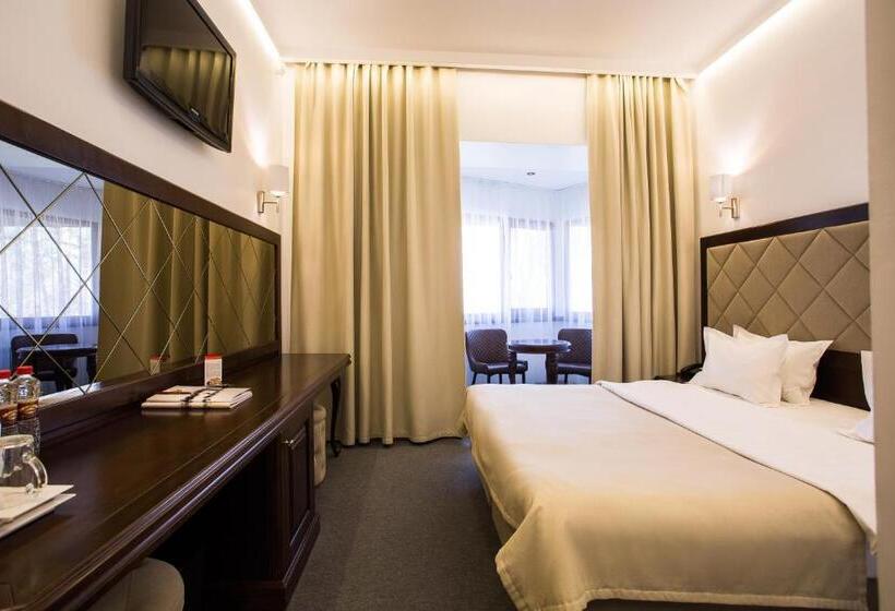 اتاق سوپریور, Spa Hotel Myslyvskiy Dvir