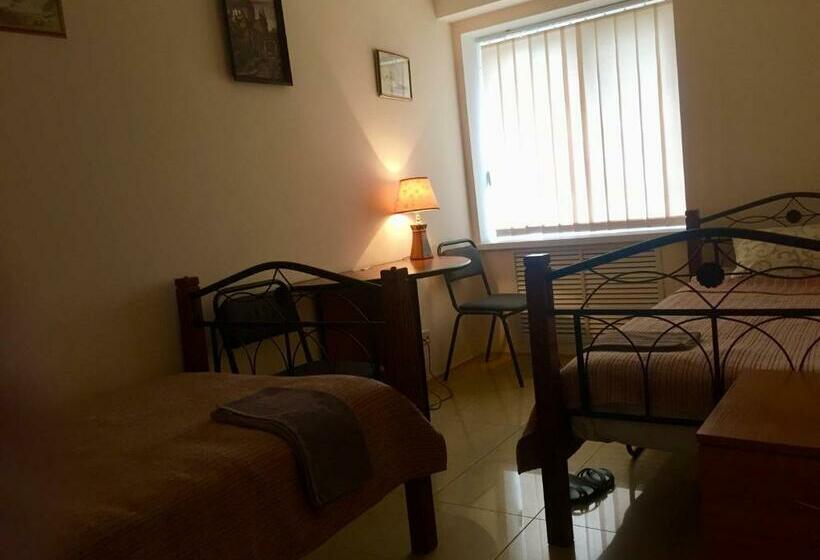 اتاق استاندارد, Westend Hostel Kyiv