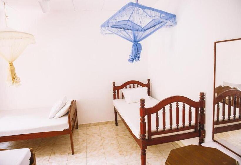 Номер Стандарт, Kadolana Guest House