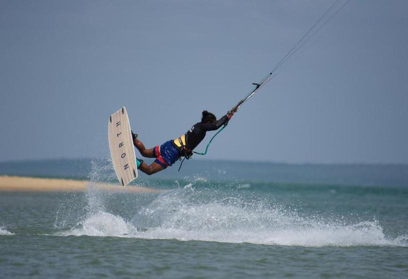 بنگله خانوادگی, De Silva Wind Resort Kalpitiya  Kitesurfing School Sri Lanka