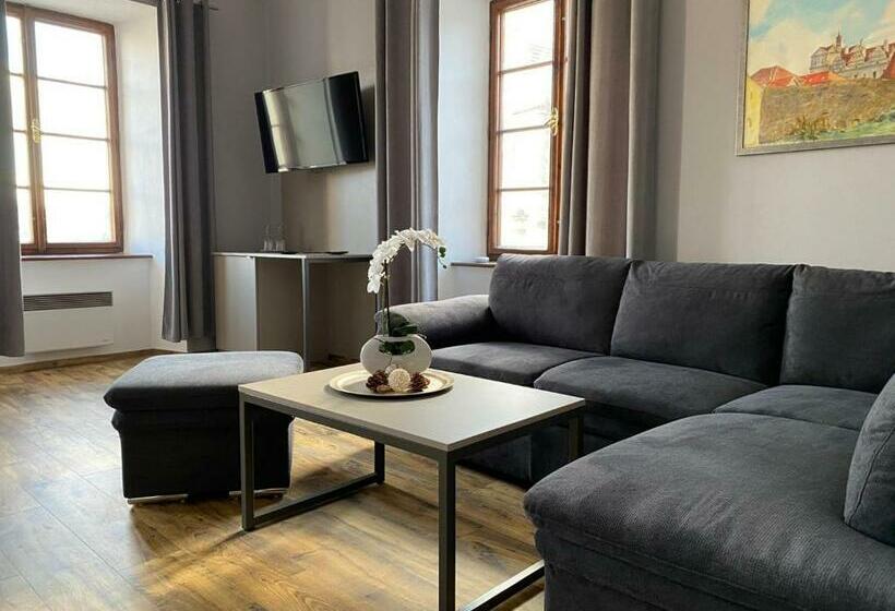 Номер Deluxe, Gurman