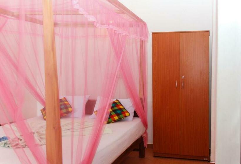 اتاق لوکس, Pearl Resort Mirissa