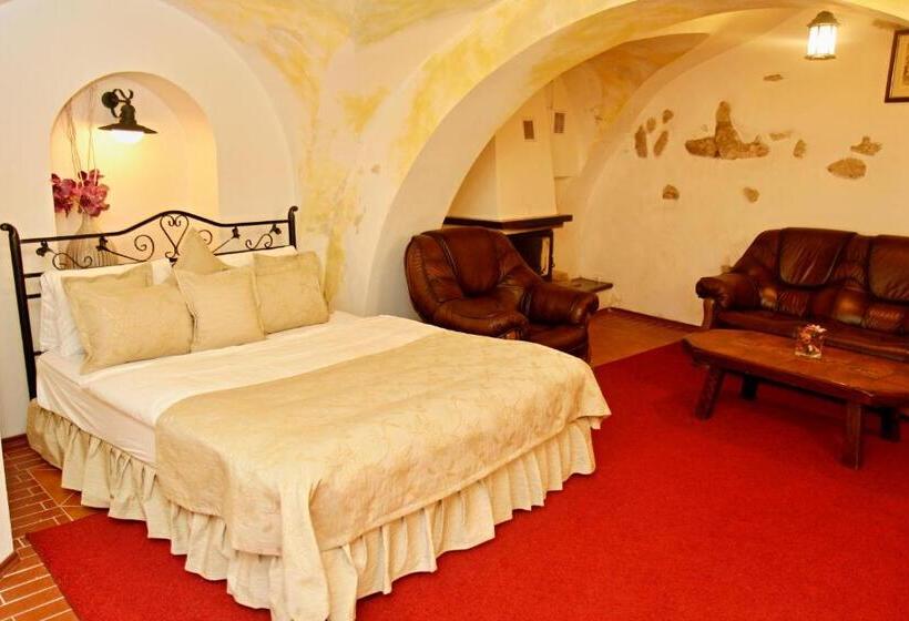 Четырехместный Номер Стандарт, Vivaldi Apartments