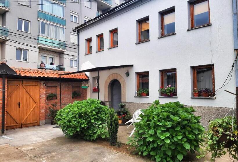 스탠다드 룸 공동 욕실, Kulla Dula Guesthouse