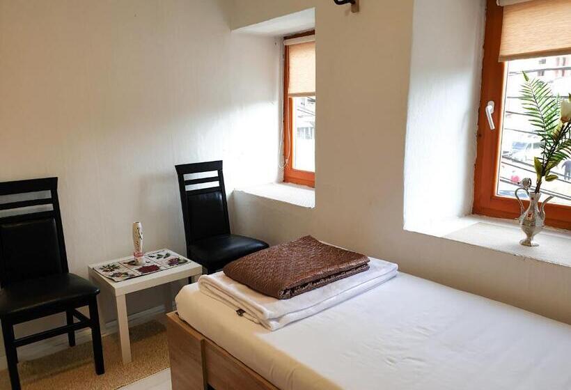 스탠다드 룸 공동 욕실, Kulla Dula Guesthouse