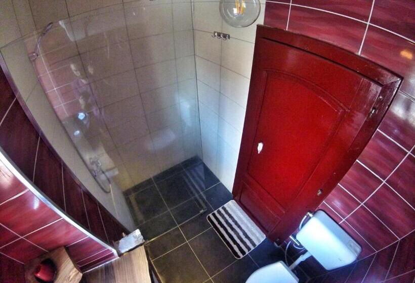 스탠다드 룸 공동 욕실, Kulla Dula Guesthouse