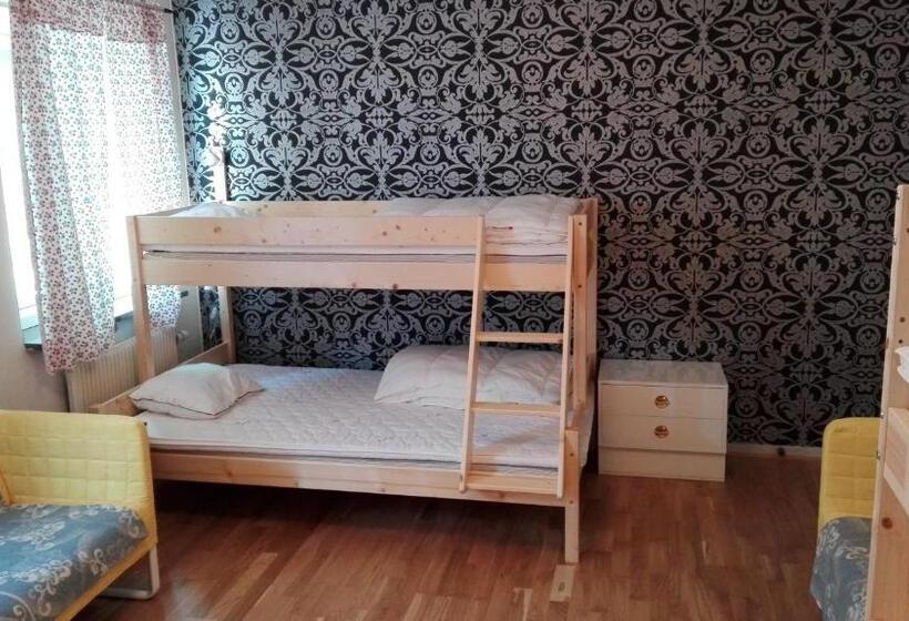 Семейный Номер Совместный Санузел, Kristinebergs Bed & Breakfast