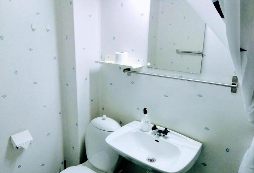 Номер Basic, Kristinebergs Bed & Breakfast