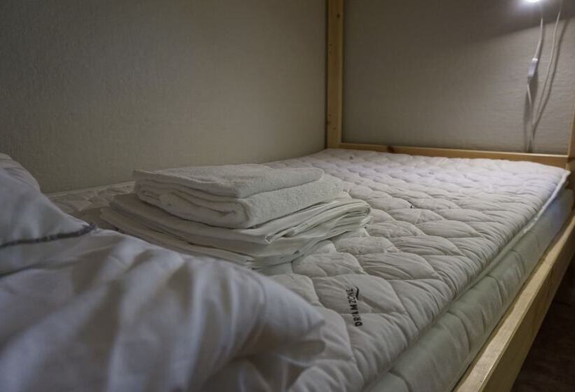 غرفة عائلية حمام مشترك, Kristinebergs Bed & Breakfast