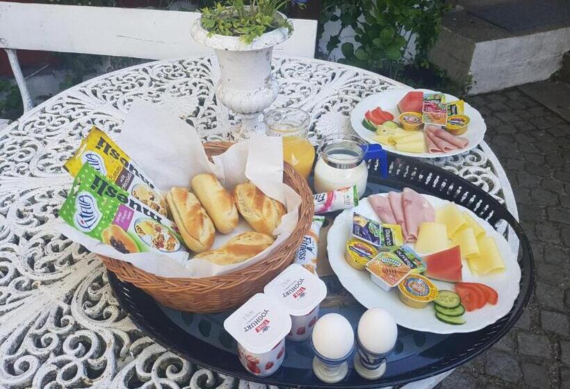 חדר סטנדרט לארבעה, Lysko Gjestegård