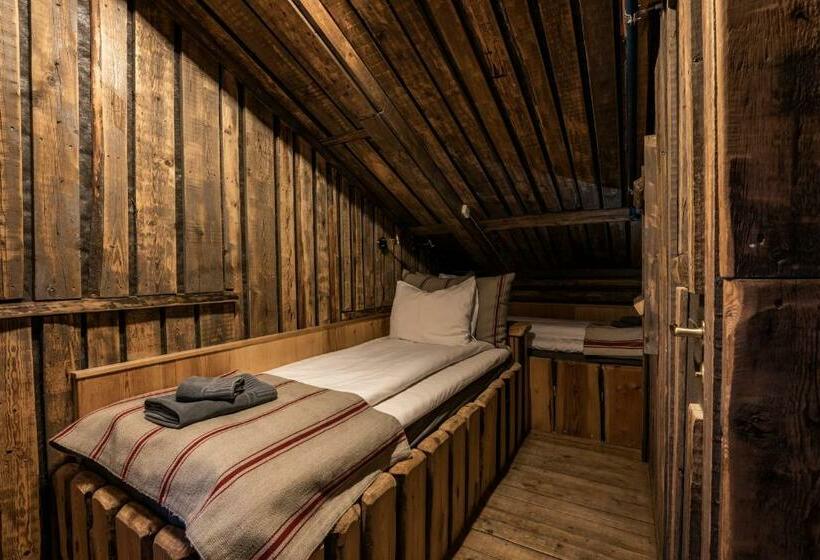 Номер Стандарт, Basecamp