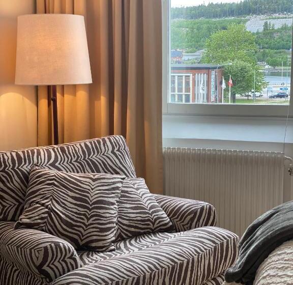 Люкс Вид на Море, Strand City Hotell
