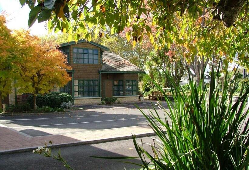 آپارتمان 2 خوابه, Cambridge Mews Motel