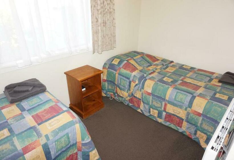 דירת דלוקס 2 חדרי שינה, Geraldine Motels