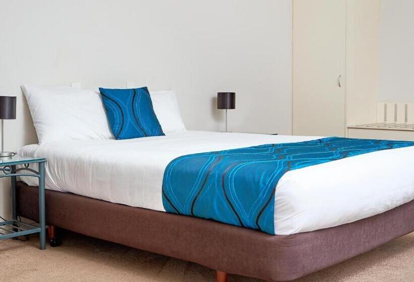 Студия Deluxe, Barringtons Motor Lodge