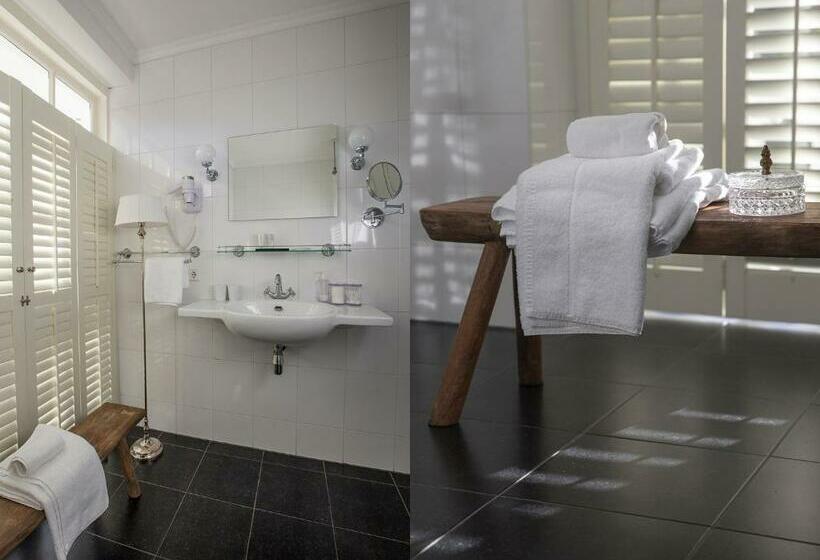 Номер Стандарт, B & B Hotel The Baron Crown