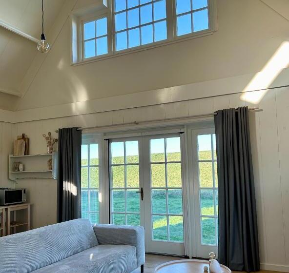 Дом 1 Спальня, Villa Nieuwland B&b