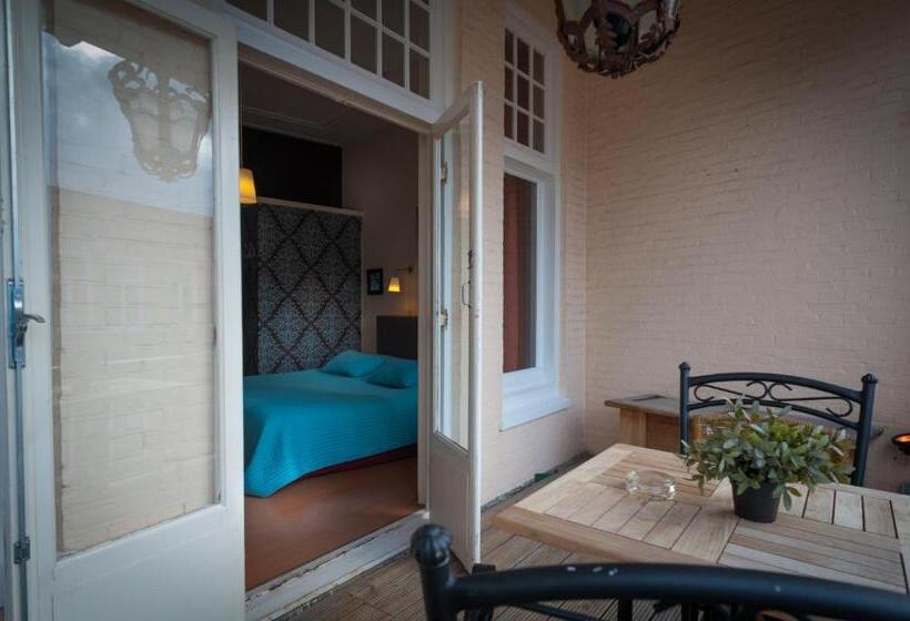 اتاق استاندارد با بالکن, Grand Cafe Deight