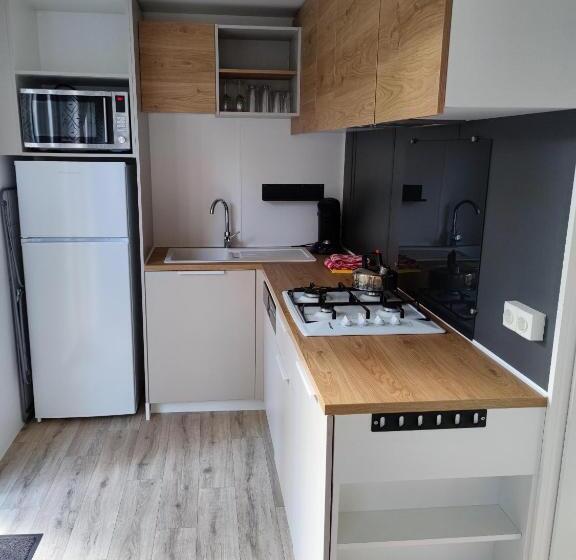 Номер Deluxe с Гидромассажем, Motel  Bungalow & Chaletpark De Brenkberg
