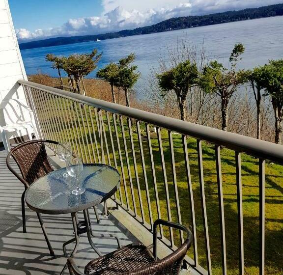 חדר סטנדרט נוף לים עם מרפסת, Above Tide Motel