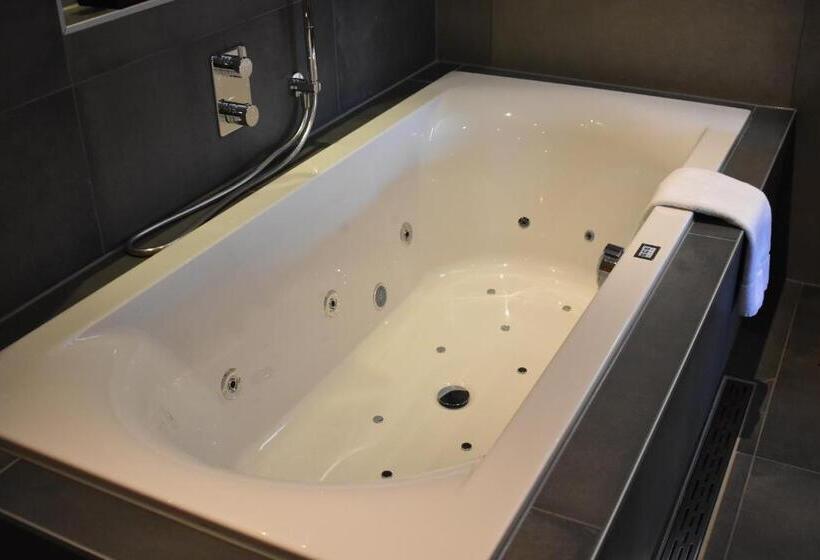 标准间, De Vrouwe Van Stavoren