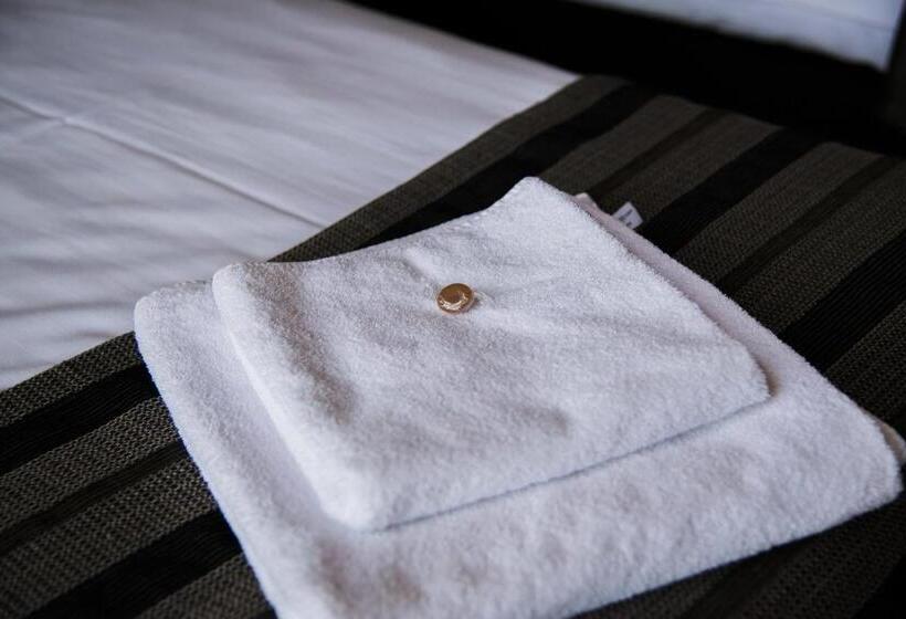 غرفة قياسية ثلاثية, Motel Oostvoorne