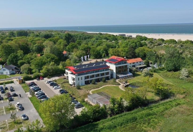 Deluxe Room with Balcony, Strandhotel Duinoord