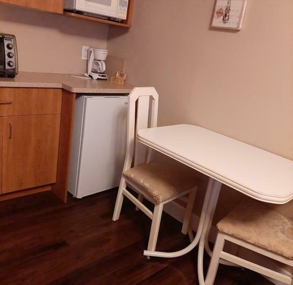 スタンダードルーム, Auberge Motel La Référence
