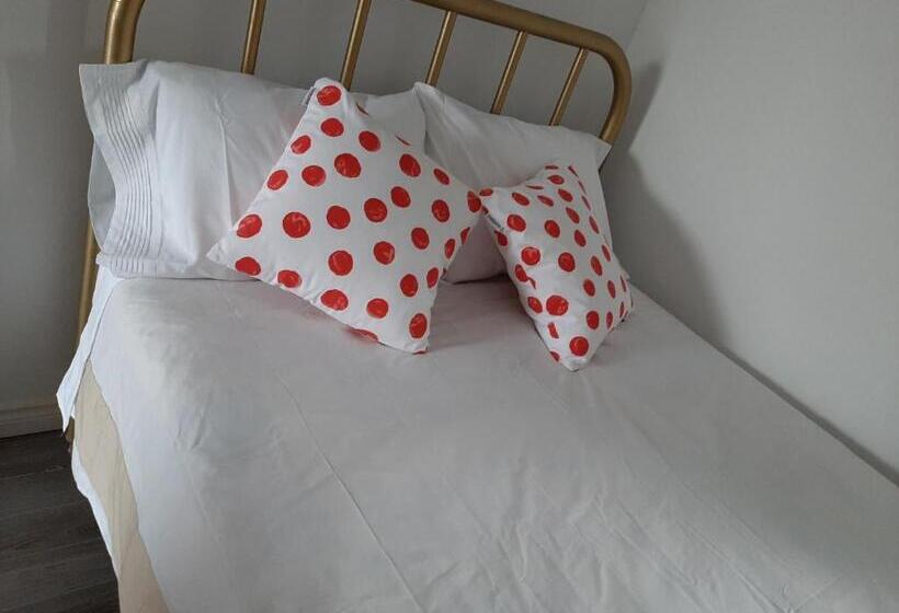 スタンダードルーム, Auberge Motel La Référence