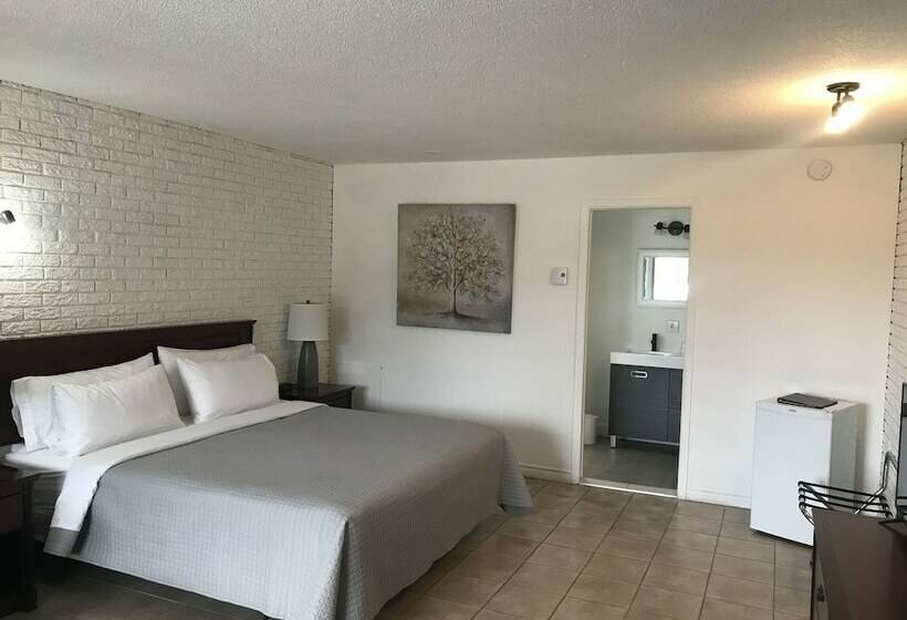 Номер Deluxe, Complexe Dix80