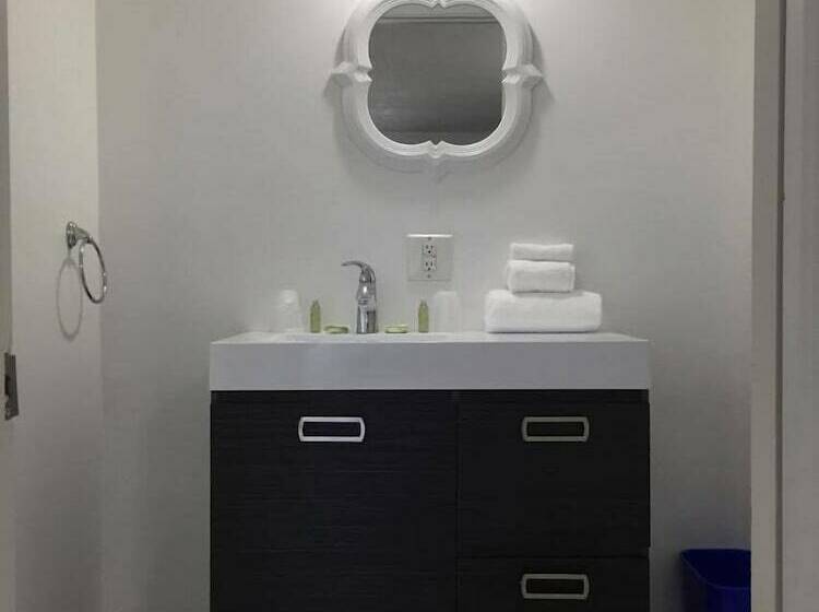 Номер Стандарт, Complexe Dix80