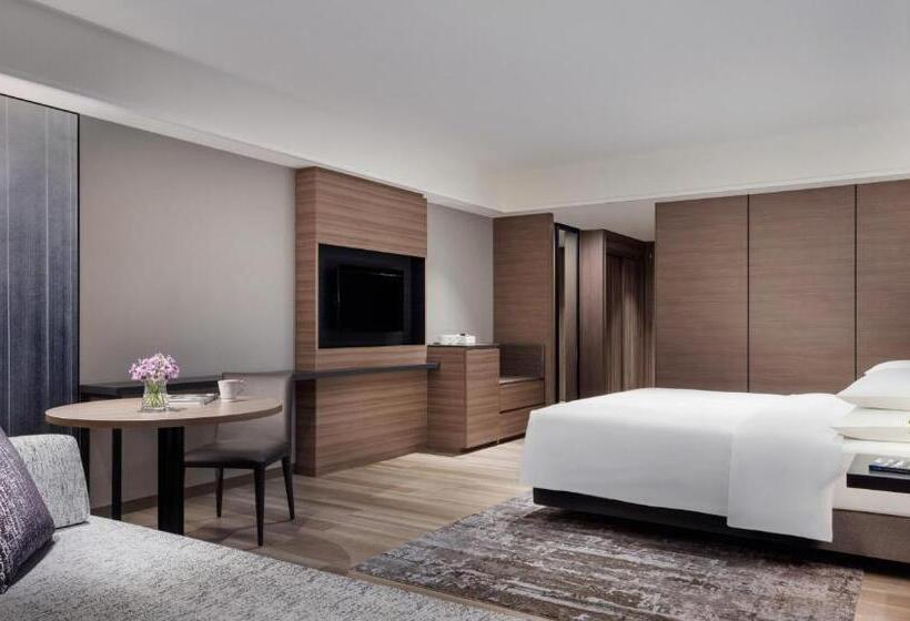 اتاق سوپریور با چشم‌انداز باغ, Nanki Shirahama Marriott